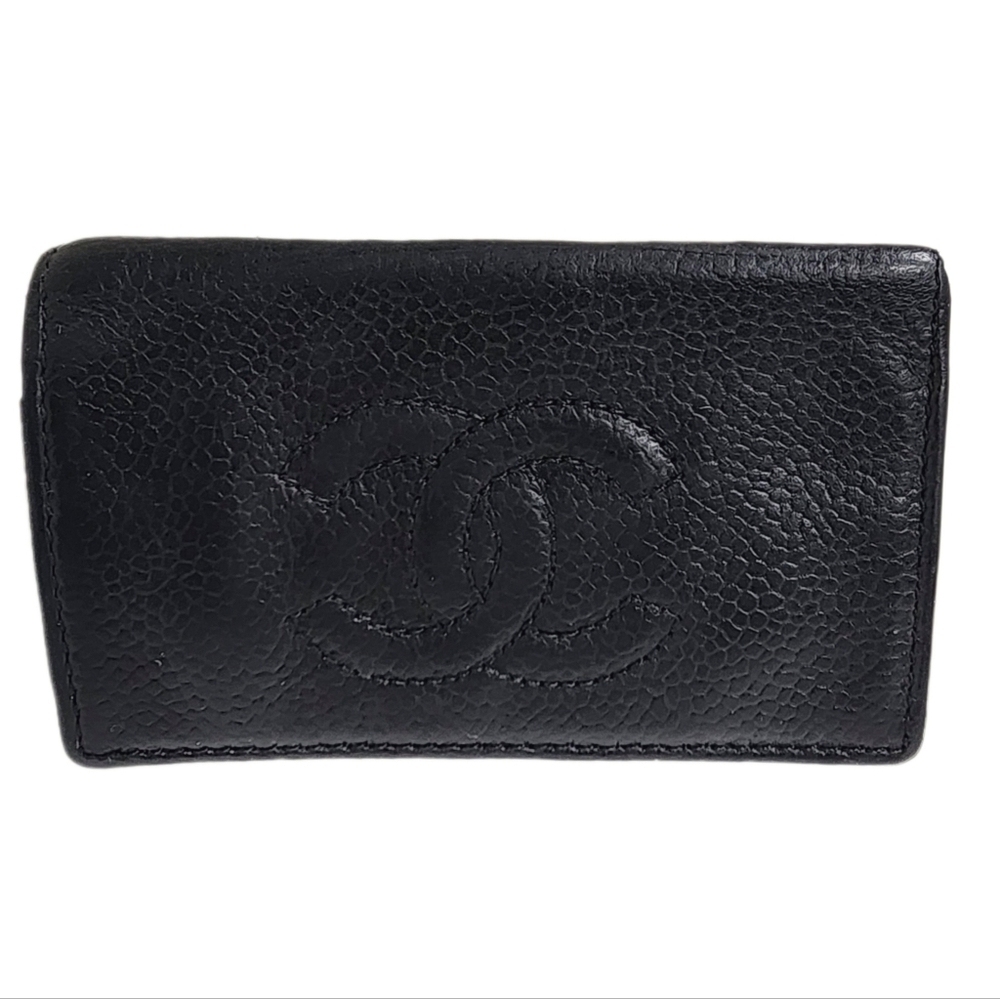 - 💯 % Authentic Vintage Chanel Caviar Black Leather key Ring